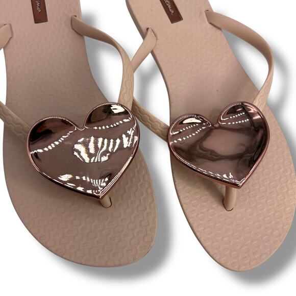 NEW Ipanema Wave Heart Flip Flop Sandals Size 8 Pink Rose Gold Flip Flops - Picture 12 of 13